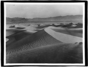 Sand dunes of Death Valley, 1900-1940