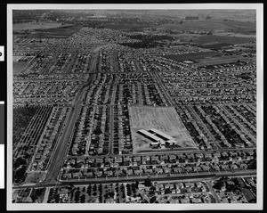 Aerial view of Whittier Downs looking east, 1951