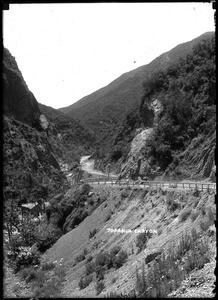 Road in Topanga Canyon near Fernwood, ca.1915