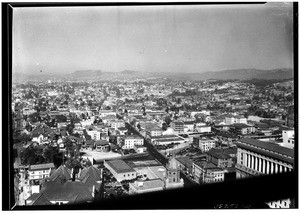 Birdseye view of Los Angeles looking west from City Hall tower toward Hollywood, November 12, 1930