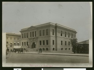 Exterior view of Fresno City Hall from across the street, Fresno, 1907