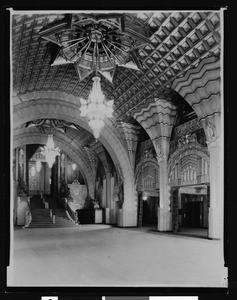 Interior view of the Hollywood Pantages Theater lobby