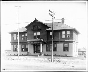 External view of the Frances De Pauw Industrial School, Los Angeles, ca.1910