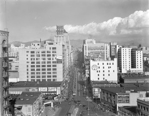 View of Broadway looking north from Tenth Street, Los Angeles, November 21, 1931