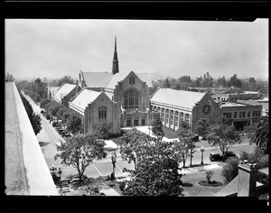Birdseye view of the First Methodist Church in Pasadena, looking southwest, ca.1925