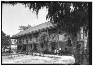 Exterior view of the Bixby Ranch home near Long Beach, May 28, 1926