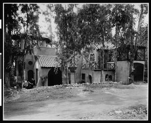 Exterior view of the residence of Vesey O'Doveren in Hollywood, ca.1920-1929