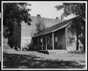 Exterior view of an office and building of the Bixel Distillery, Columbia, 1894