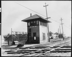 Amoco Tower, showing American Olive Company is in background, 1904