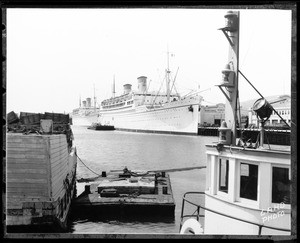 Matson-LASSCO steamships Lurline and Mariposa moored at Berth 158 at the Port of Los Angeles, 1940-1950