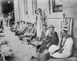 Hawaiian flower vendors, Hawaii