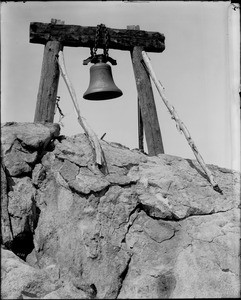 The bell on top of Mt. Rubidoux, Riverside, ca.1910