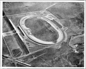 Aerial view of the Los Angeles Speedway, 1918