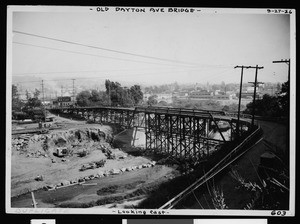 Old Dayton Avenue Bridge, looking east, September 27, 1926