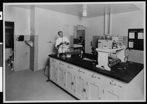 Worker in Laboratory 5-3, Unit Number 2, Los Angeles County General Hospital, ca.1925