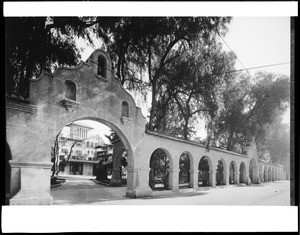 View of Frank Miller's Glenwood Mission Inn in Riverside, ca.1910