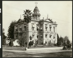 Visalia County court house, Tulare County, California, ca.1912
