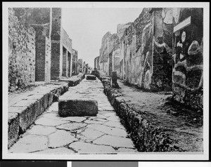 Street scene, Pompeii, Italy, ca.1900-1910