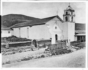 Exterior view of the Mission San Juan Buenaventura taken by photographer Edward Vischer, Ventura, ca.1875