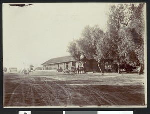 Exterior view of the Southern Pacific Depot in Lindsay, 1900-1940