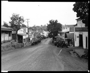 View down the Motherlode Highway in Angel's Camp, ca.1930