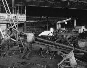 Construction of the Samson Rubber plant in Compton, ca.1928