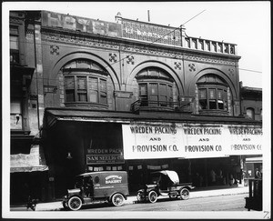 Exterior view of the T.D. Mott Building, home of the Los Angeles Chamber of Commerce