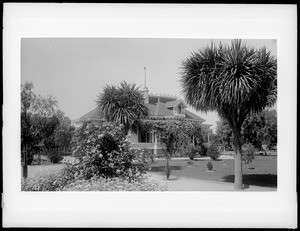 Residence of S.B. Lewis, West Adams Boulevard, ca.1880-1910