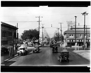 View of the intersection of Western Avenue and Santa Barbara Avenue, 1924