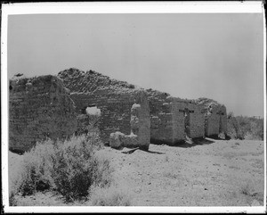 Ruins at Ehrenburg in Arizona, ca.1900