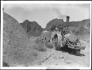 Traction steam engine hauling borax, ca.1900