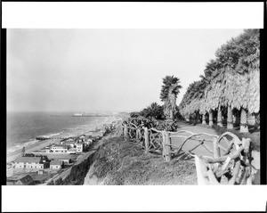 Birdseye view of the Santa Monica coastline looking south from Palisades Park, ca.1925