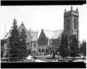 Exterior view of the First Presbyterian Church in Pasadena, ca.1925