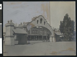 View of Tokay Arch, "built in honor of the greatest grape in the world, the Lodi Flaming Tokay", Lodi, California, ca.1900