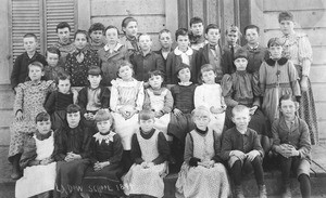 Group portrait of the students of the Los Angeles Dow School, 1894(?)