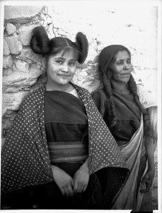 Hopi Indian woman and her daughter in the village of Oraibi, ca.1901