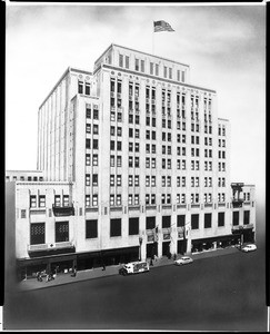 Exterior view of the Title Insurance Building, located at 433 South Spring Street, Los Angeles, 1940-1949