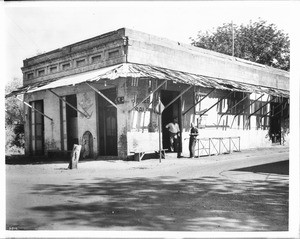 Exterior view of the Pioneer Saloon on Main Street in Columbia, three miles west of Sonora, ca.1947