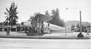 Exterior view of the Royal Albatross Gas Station in Studio City, CA, ca.1939