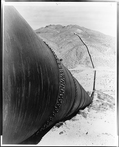 Pipeline on the Los Angeles Aqueduct bringing water from Owens Valley to Los Angeles, ca.1950