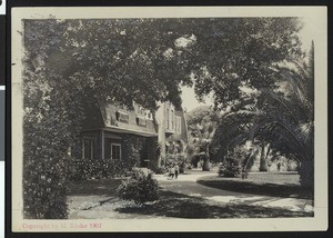 Exterior view of a house in Palo Alto