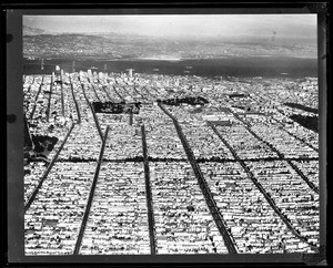 Aerial view of San Francisco, looking east toward Berkeley, 1946