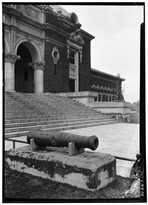 Exterior view of a building, possibly Los Angeles Natural History Museum