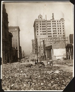 San Francisco earthquake damage, showing the ruins of California Street, 1906