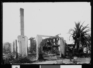 Exterior view of Maryland Hotel in Pasadena after fire, ca. 1915