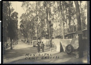 People in an automobile camp in Elysian Park, ca.1930