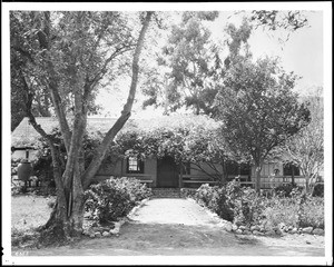 The Verdugo house, Glendale, ca.1900