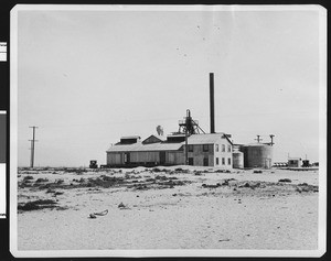 Exterior of an unidentified chemical plant, ca.1925