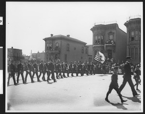 Spanish American War artillery volunteers on parade in San Francisco, ca.1898