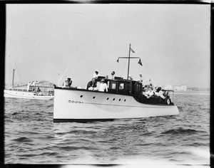 Ferry or motorized boat in Long Beach